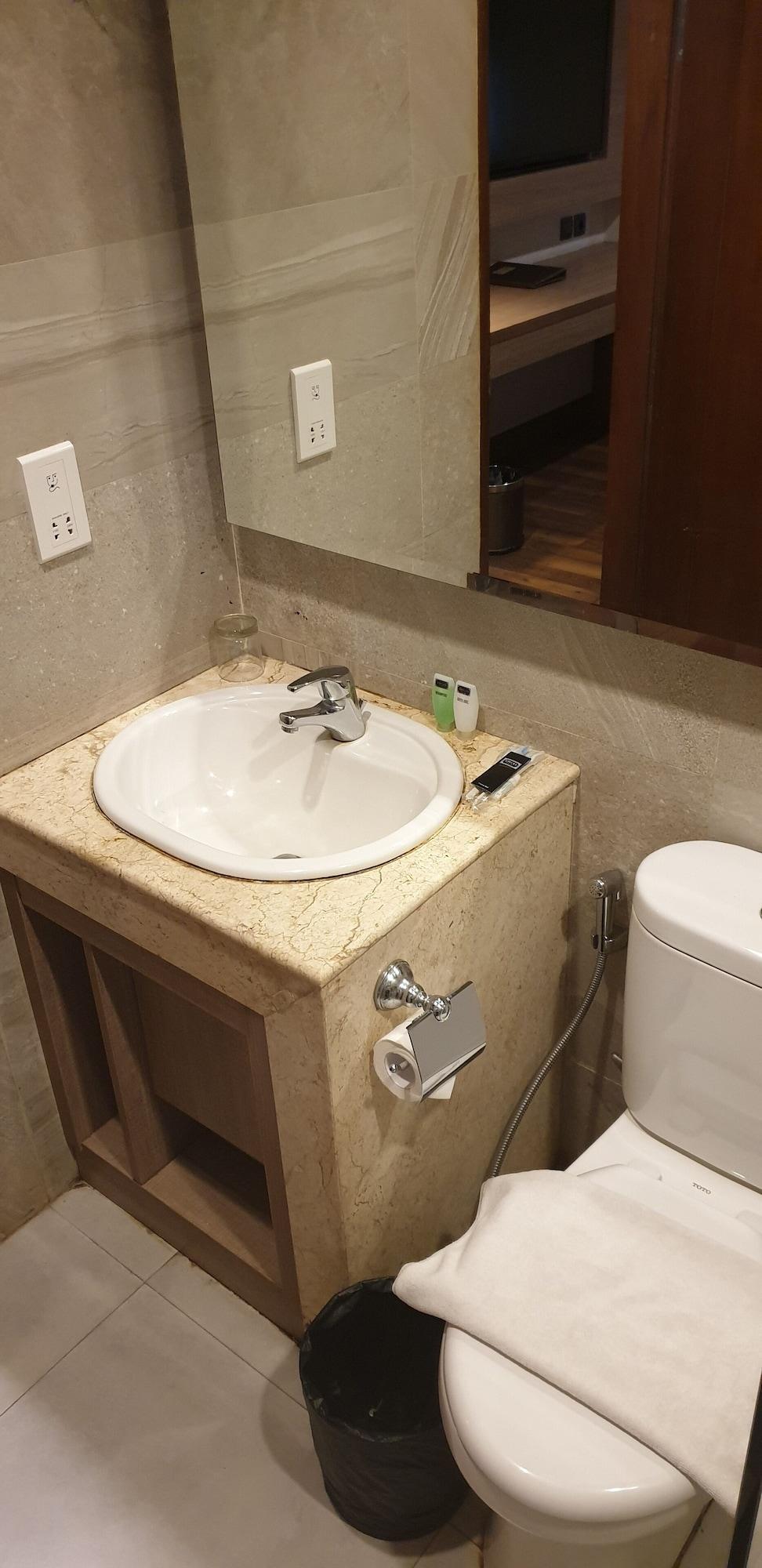 Rivoli Hotel Jakarta Eksteriør bilde