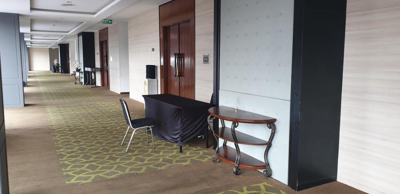 Rivoli Hotel Jakarta Eksteriør bilde